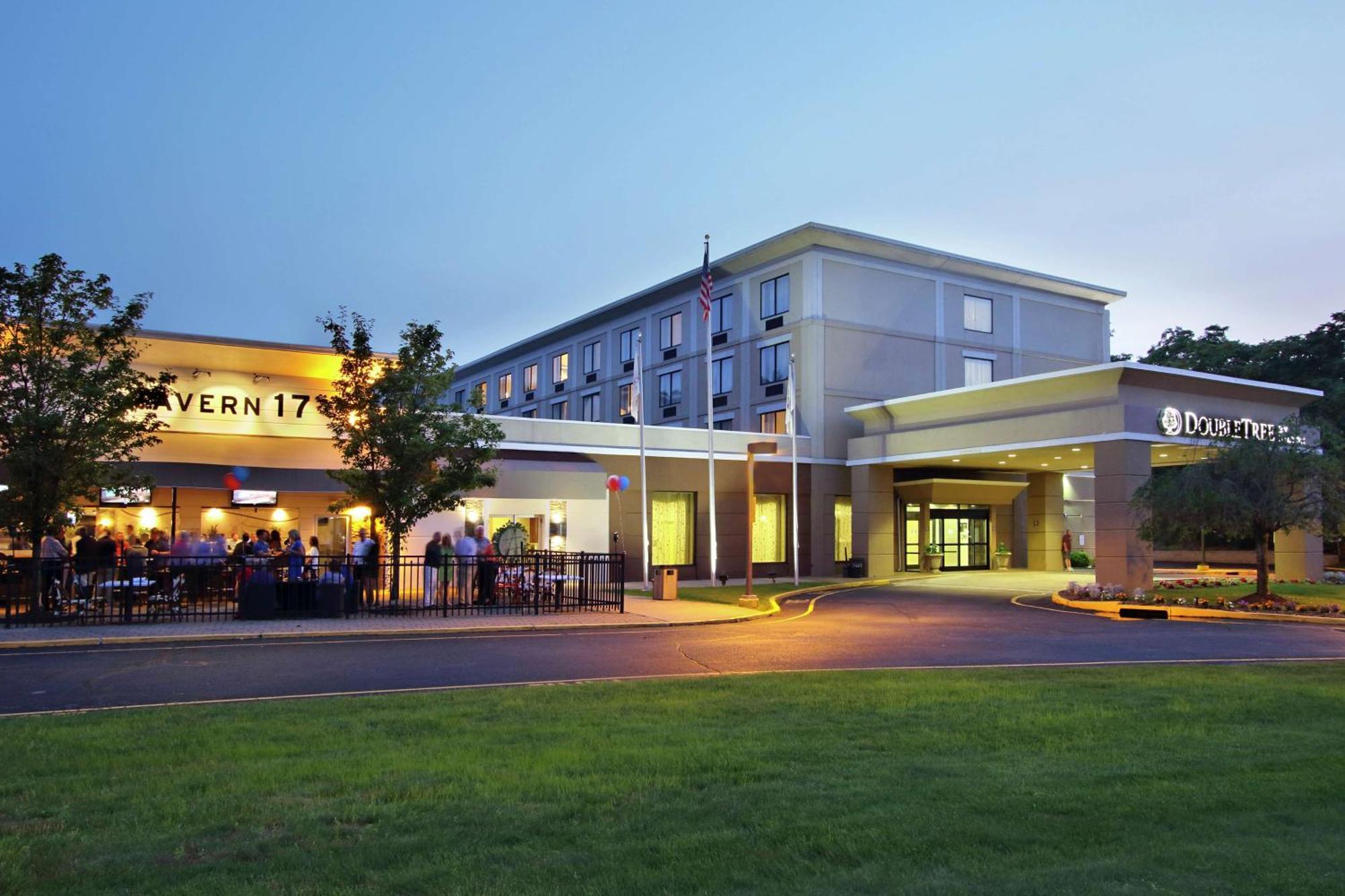 Hotel Doubletree By Hilton Mahwah Zewnętrze zdjęcie